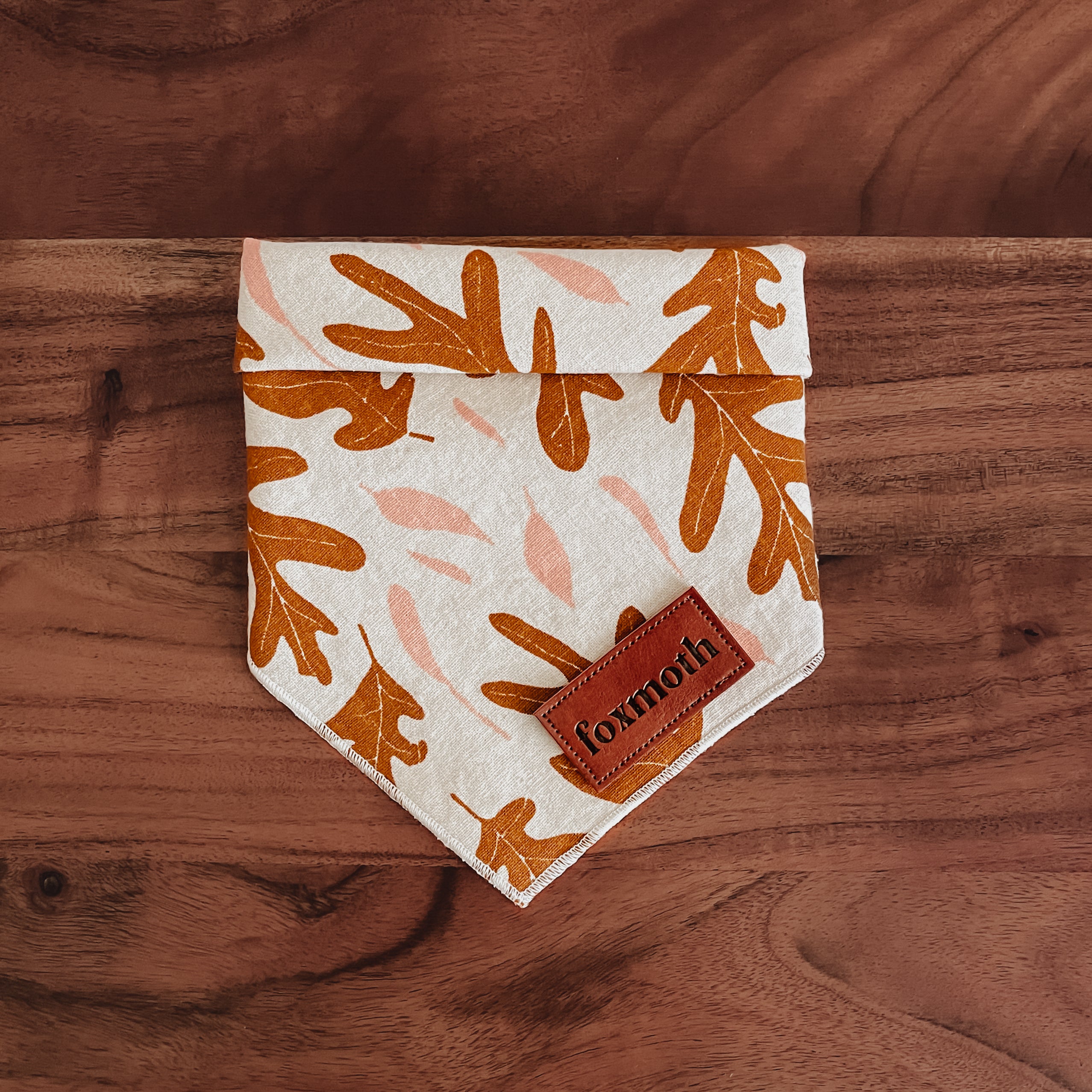 oak leaf linen
