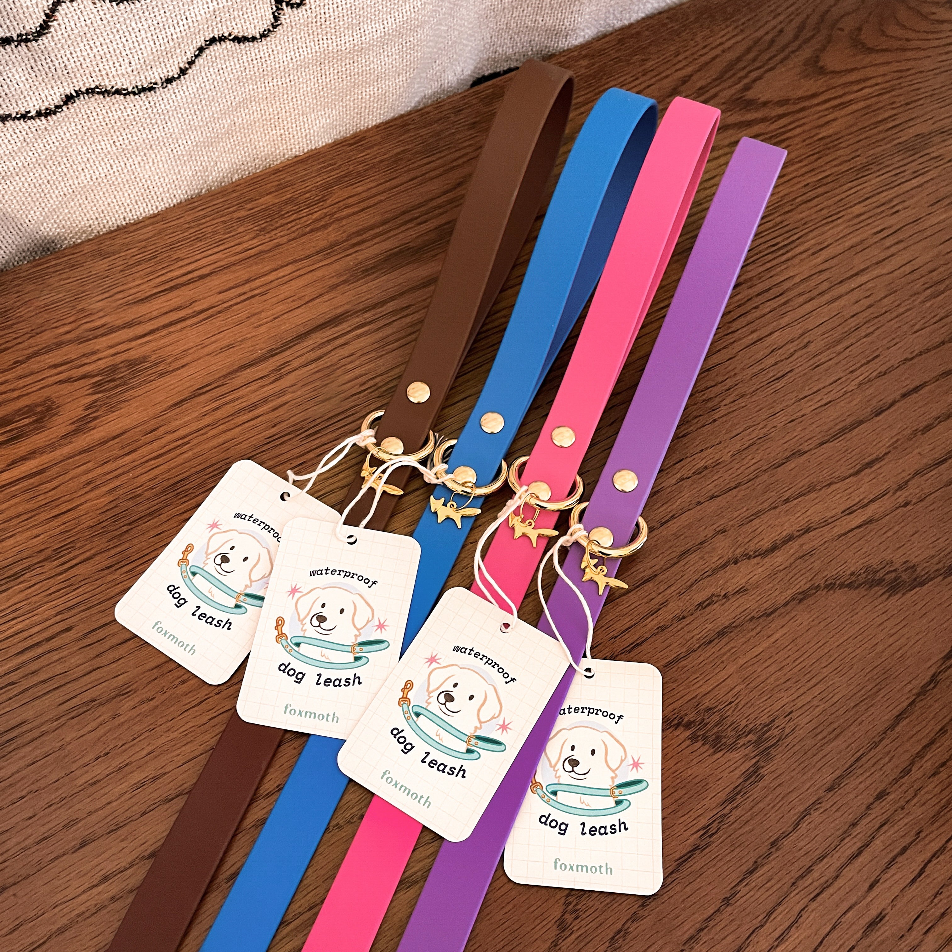 custom waterproof leash