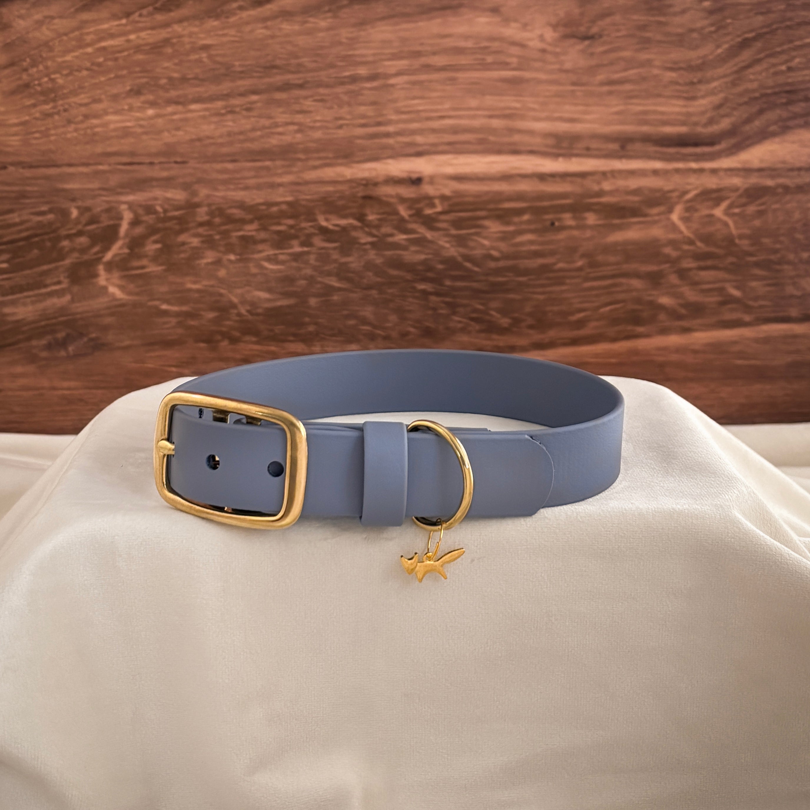 mist buckle collar